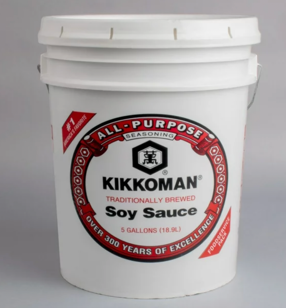 5 gallons de sauce soya vendus sur le site du Walmart.