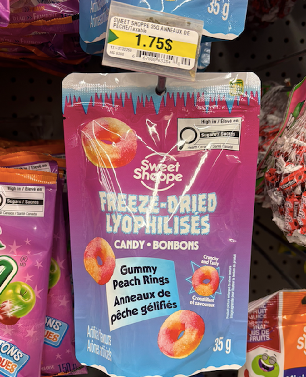 Anneaux de p\u00eache g\u00e9lifi\u00e9s lyophilis\u00e9es.