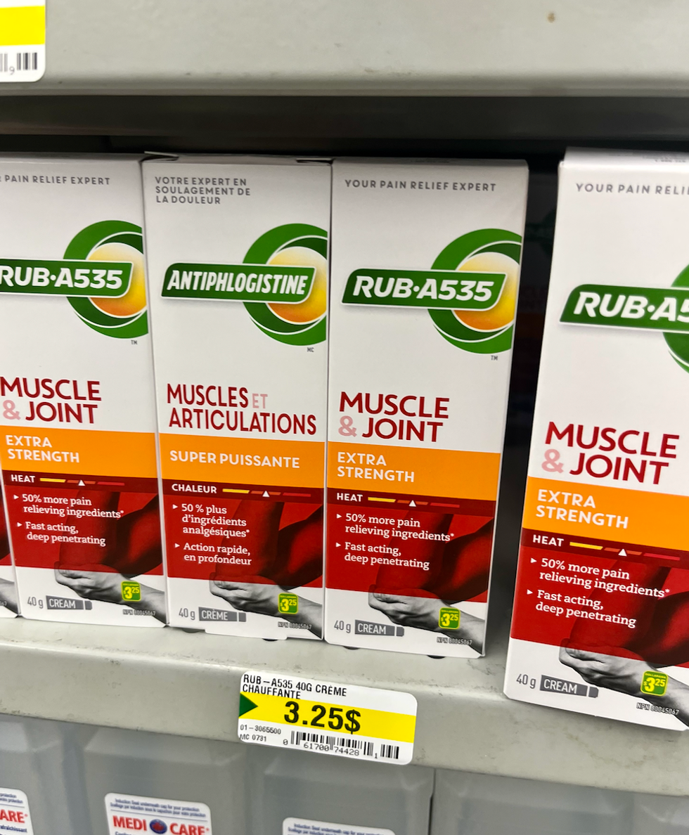 Antiphlogistine dans son emballage au Dollarama.