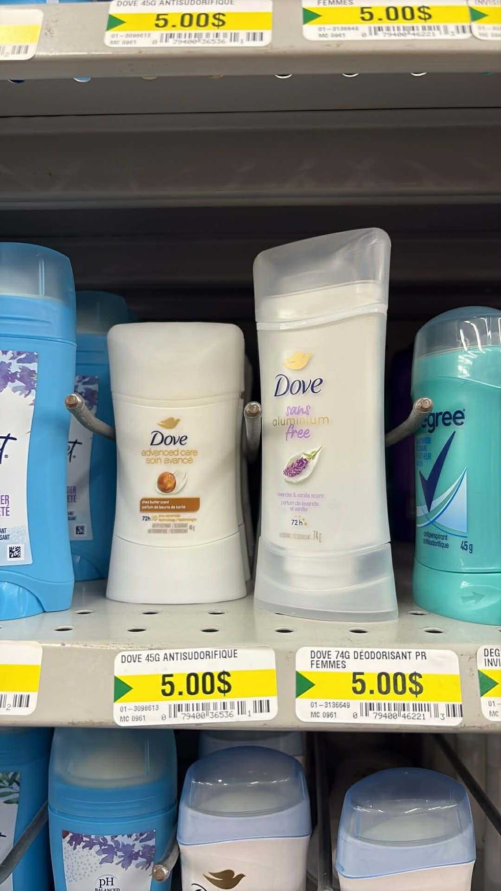 Antisudorifique Dove sur les tablettes du Dollarama.