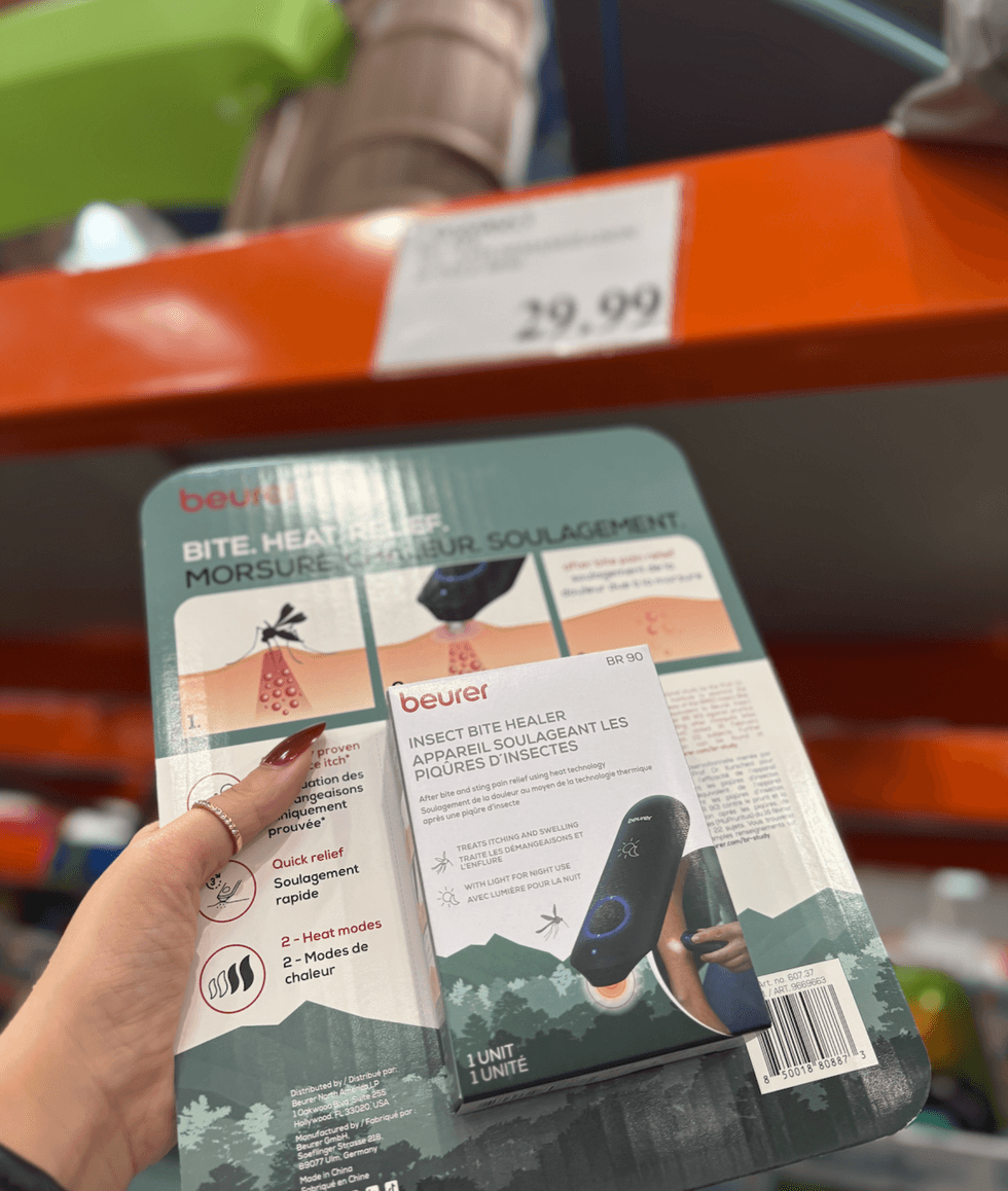Appareil Beurer pour soulager les piq\u00fbres d\u2019insectes par chaleur, avec deux modes d\u2019intensit\u00e9, au Costco.