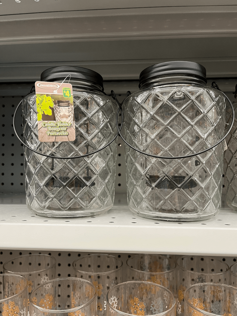 Article saisonnier du Dollarama.