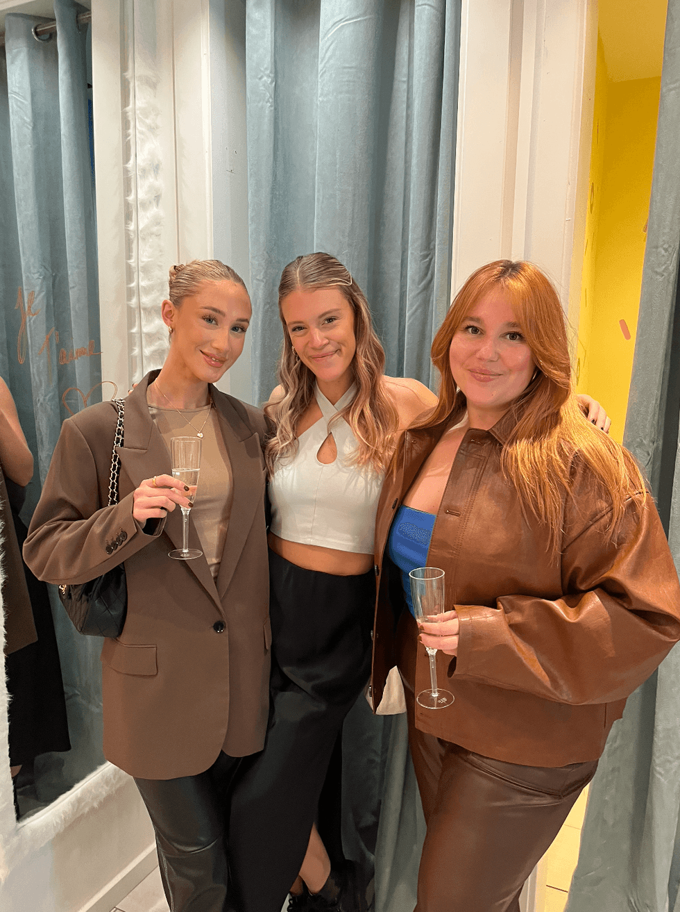 Bianka Synnette, Catherine Paquin et \u00c9milie H\u00e9bert.