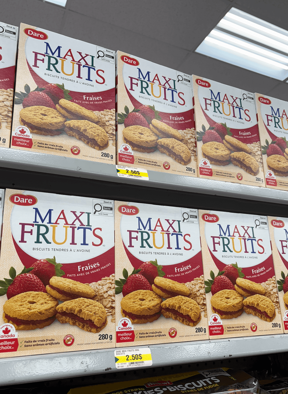 Biscuits Maxi Fruits sur les tablettes du Dollarama.