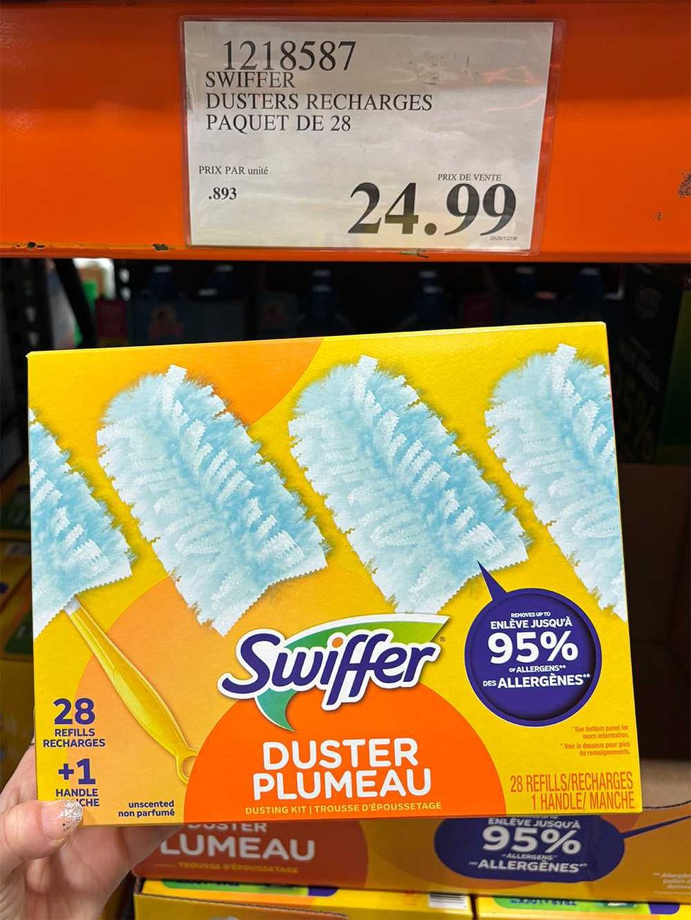Bo\u00eete de 28 plumeux Swiffer Duster en vente chez Costco.