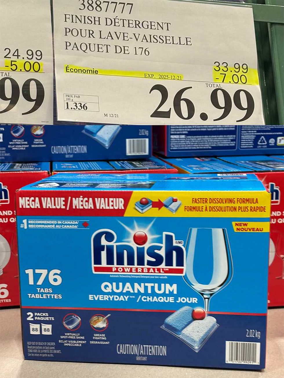 Bo\u00eete de pastilles pour lave-vaisselle Finish.