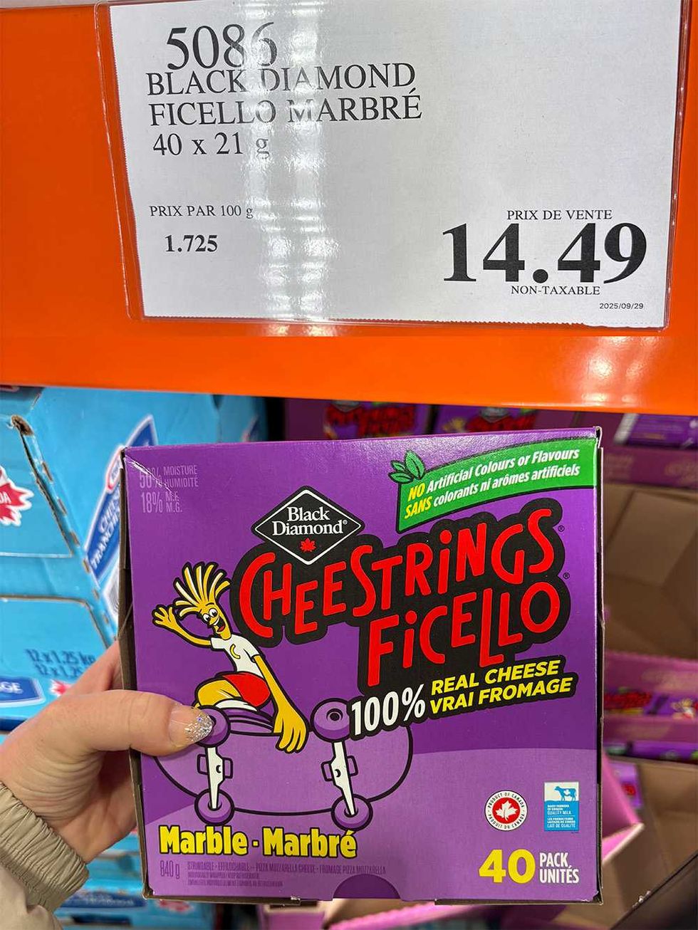 Boite de 40 b\u00e2tonnets de fromage Ficello vendu chez Costco.