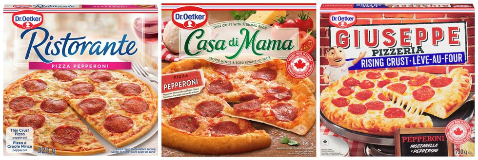 Boite de pizza Dr Oetker Ristorante au peperoni. Centre : Boite de pizza Dr Oetker Casa Di Mama au pepperoni. Droite : Boite de Dr Oetker Giuseppe au pepperoni.