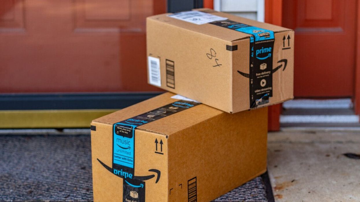 Boîtes Amazon Prime.