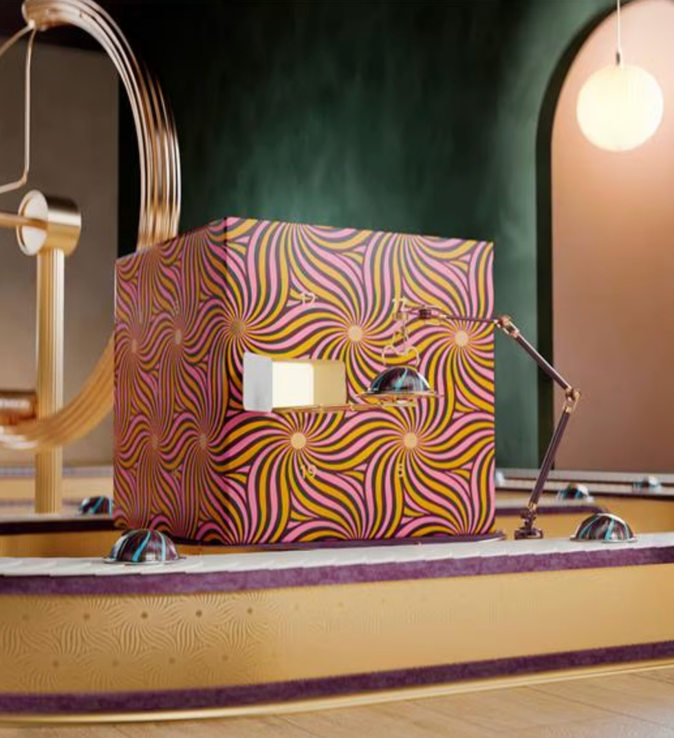 Calendrier et caf\u00e9s Nespresso.