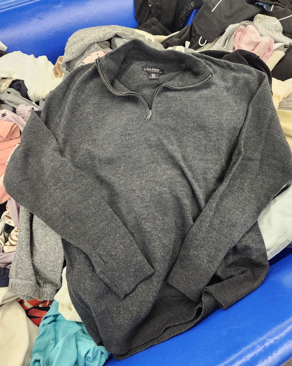 Chandail 100% en laine extrafine de m\u00e9rinos.