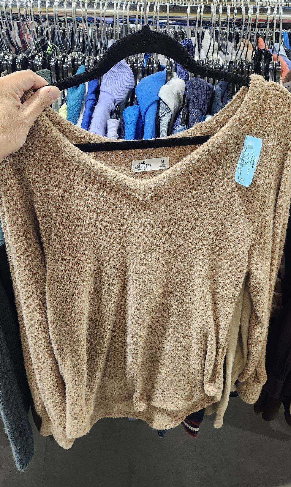 Chandail en tricot Hollister.