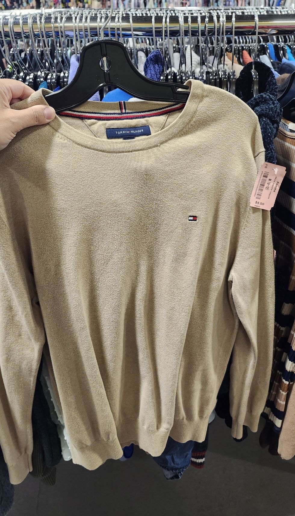 Chandail en tricot Tommy Hilfiger.