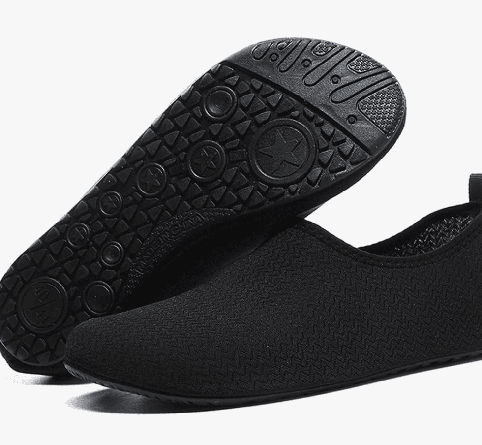 Chaussures aquatiques.