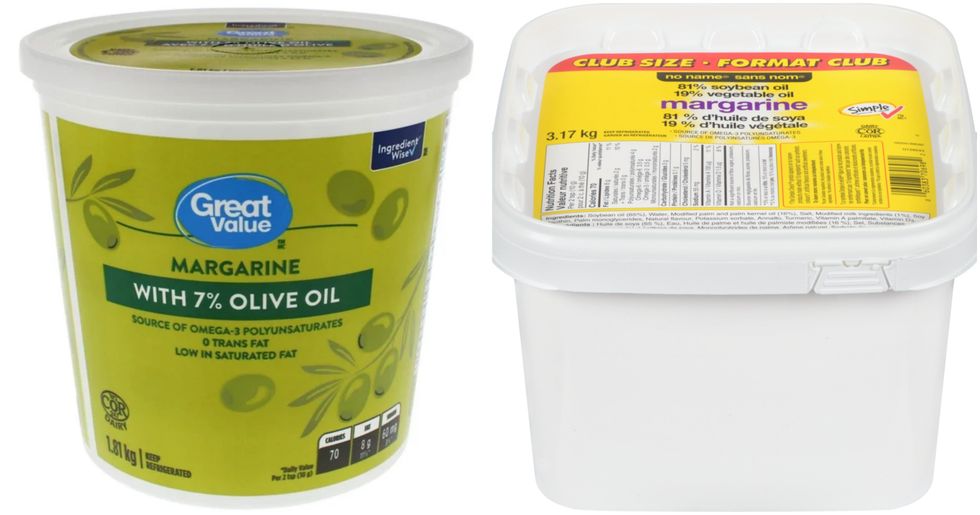 contenant de 1,81 kg de margarine avec huile d'olive Great Value sur fond blanc droite : contenant de 3,17 kg de margarine sans nom sur fond blanc