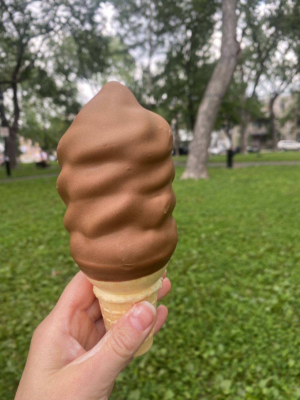 Cornet vanille et chocolat Chocolats Favoris.