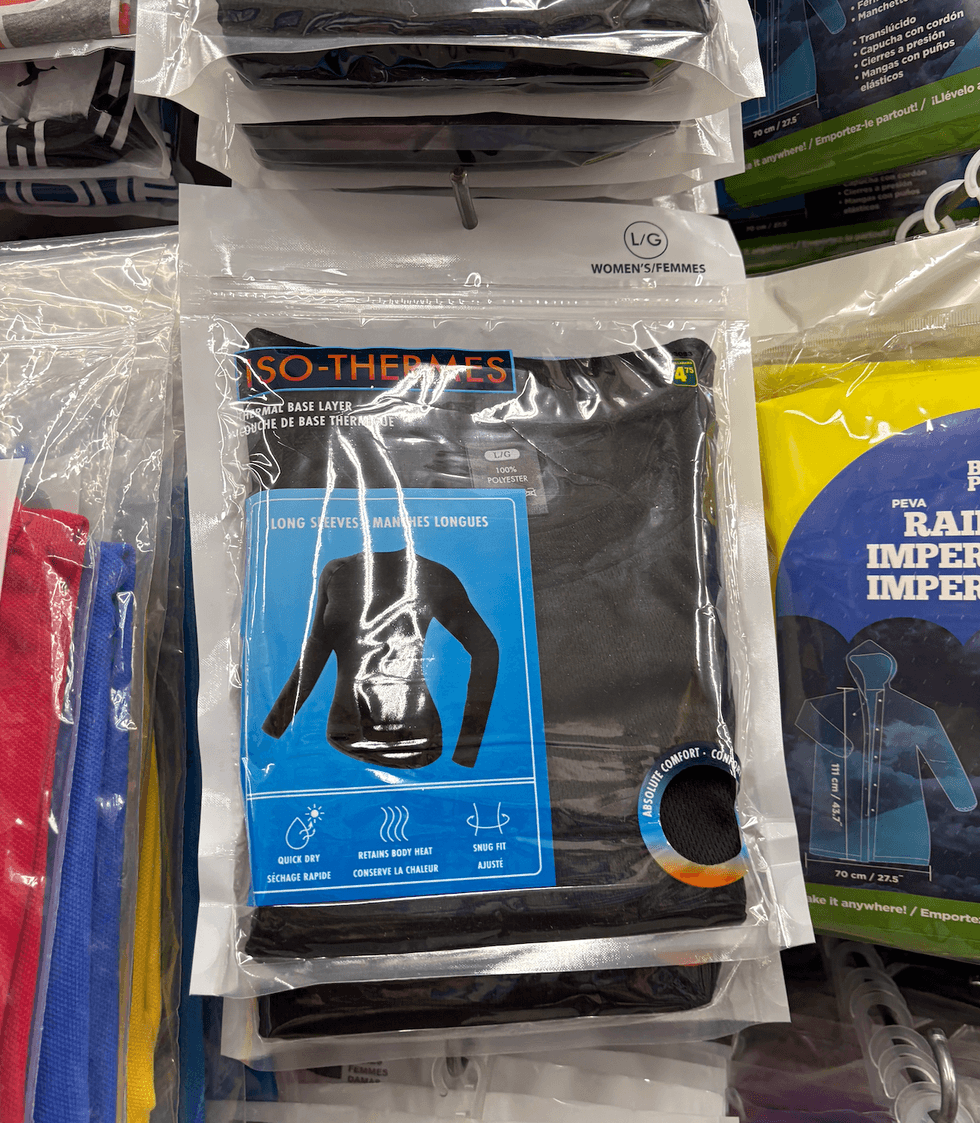 Couche de base thermique sur les \u00e9tag\u00e8res du Dollarama.