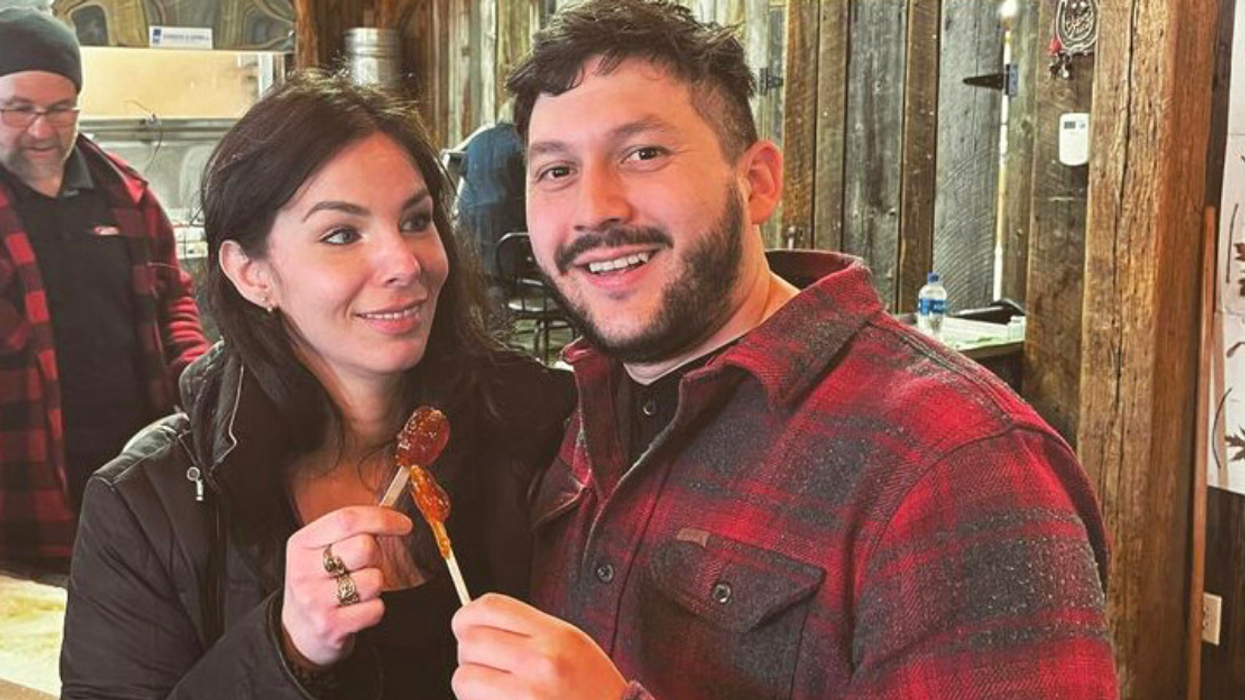 Couple avec tire d'érable.