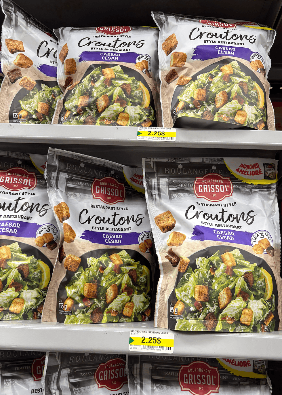 Cro\u00fbtons style restaurant sur les tablettes du Dollarama.