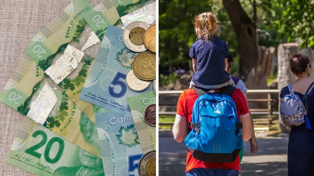 De l'argent Canadien. Droite : Une famille au Québec.