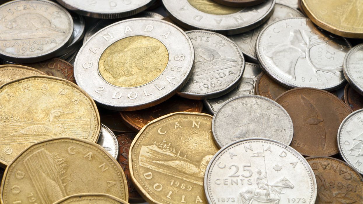 De la monnaie canadienne.