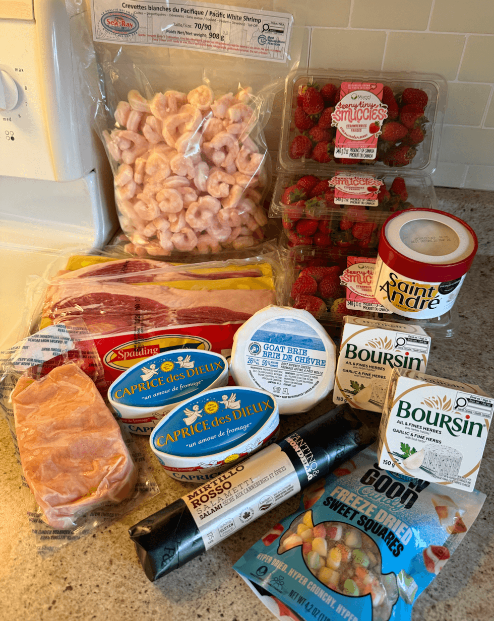 Des aliments achet\u00e9s \u00e0 rabais chez Liquidation Marie.