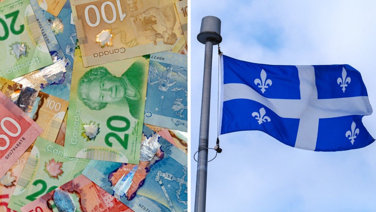 Des billets d'argent canadien dispersés sur une surface plane. Droite : un drapeau du Québec en berne.