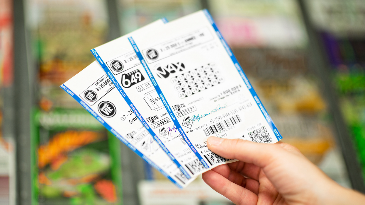 Des billets de Loto-Québec.