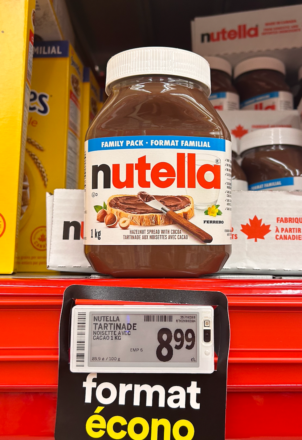Des contenants de Nutella au Super C.