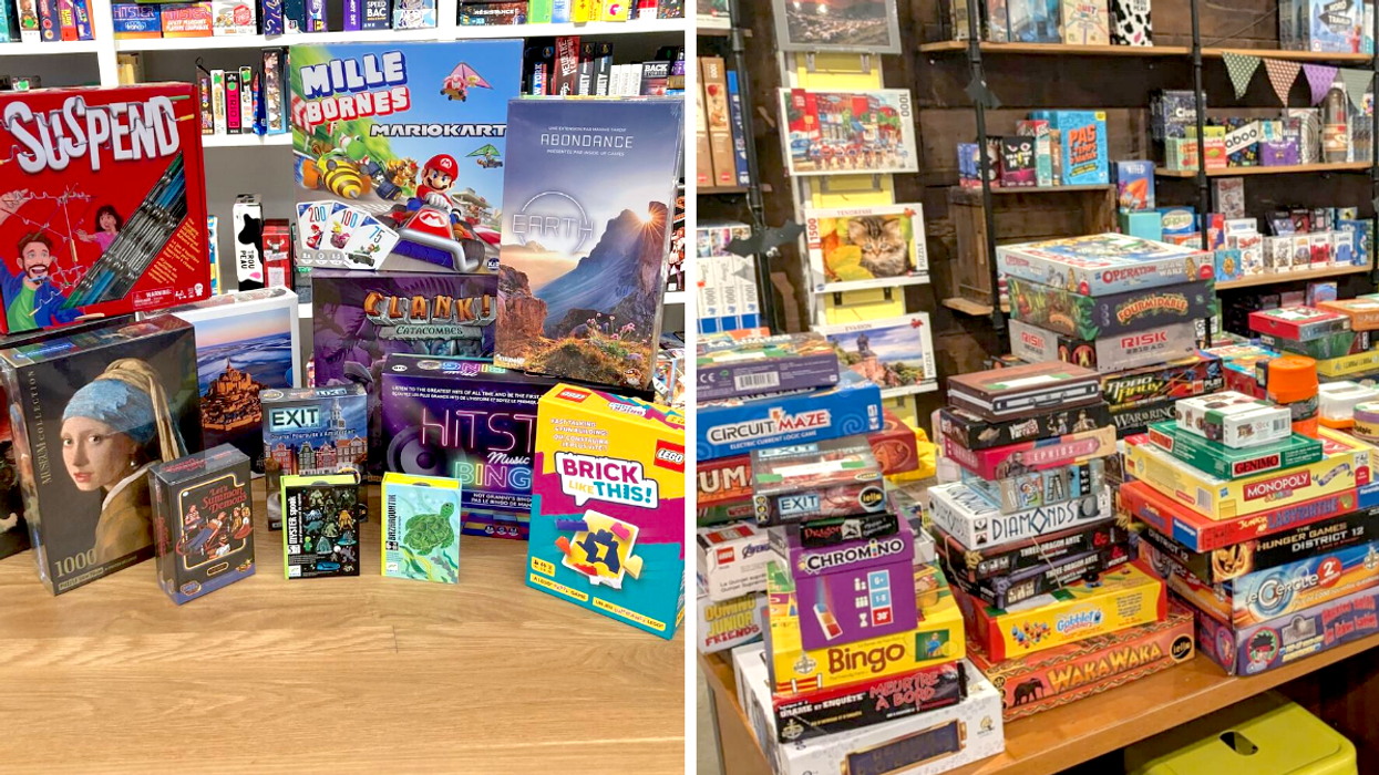 Des jeux de société. Droite : Une vente de jeux de société.