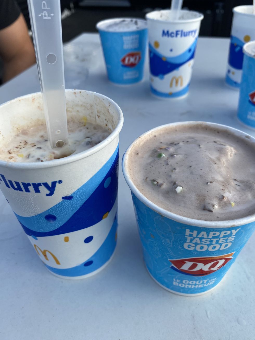 Desserts glac\u00e9s aux Smarties.