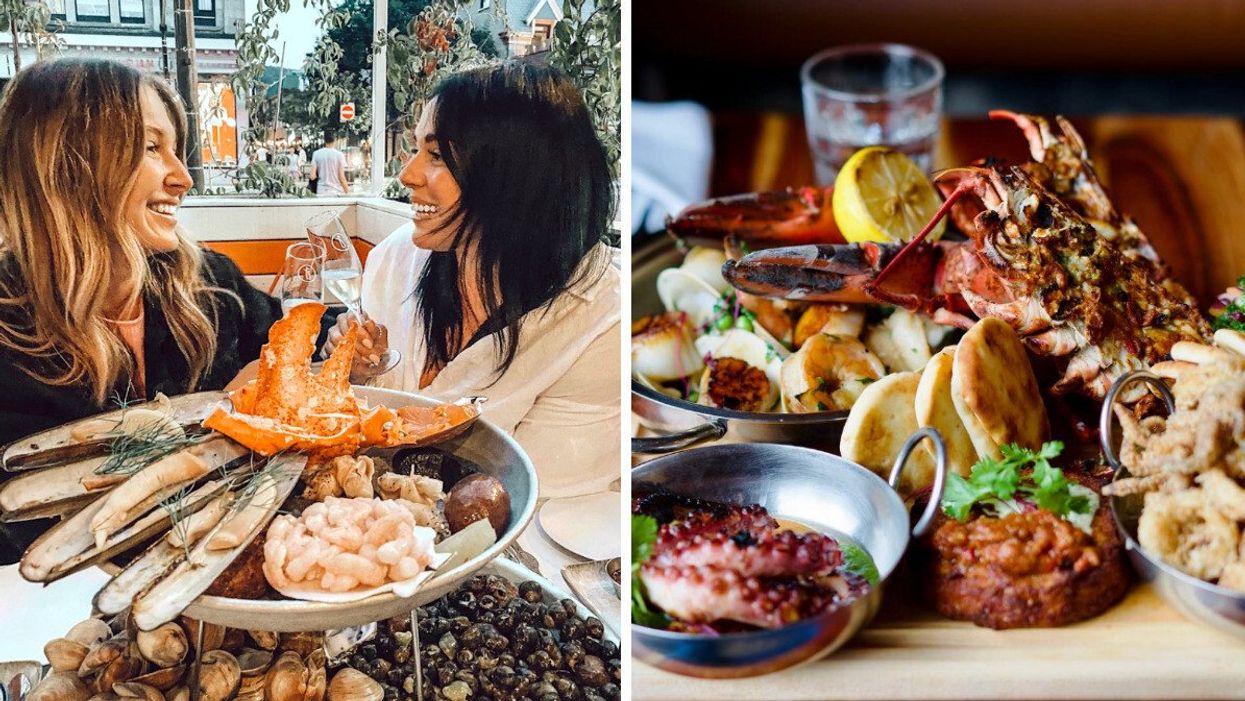 Deux femmes devant une tour de fruits de mer au Restaurant Joséphine. Plateau de la mer du Seasalt.