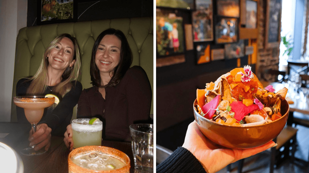 Deux personnes avec des cocktails au Bistro Hortus. Droite : Les Nachos du Bistro Hortus.