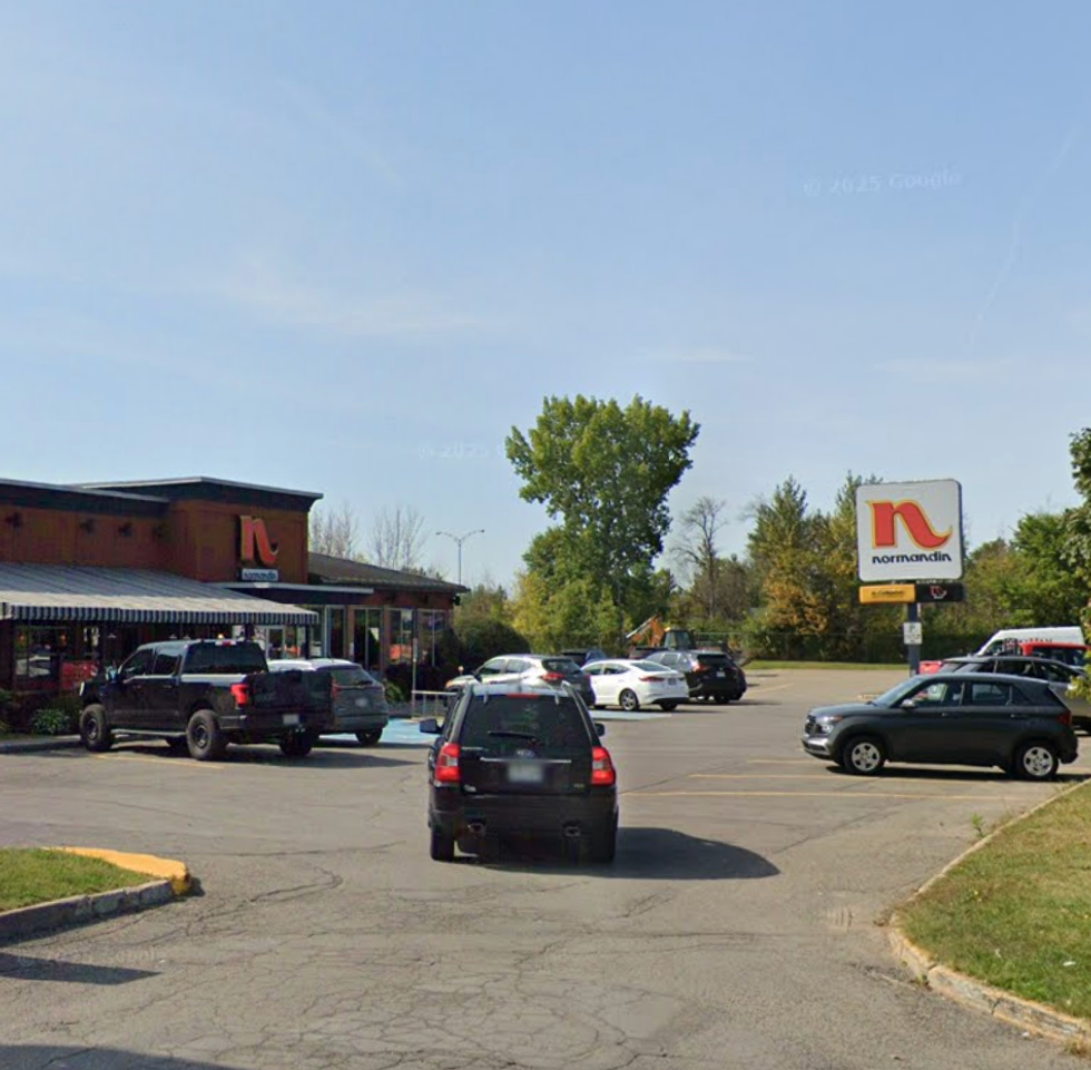 Devanture du Normandin.