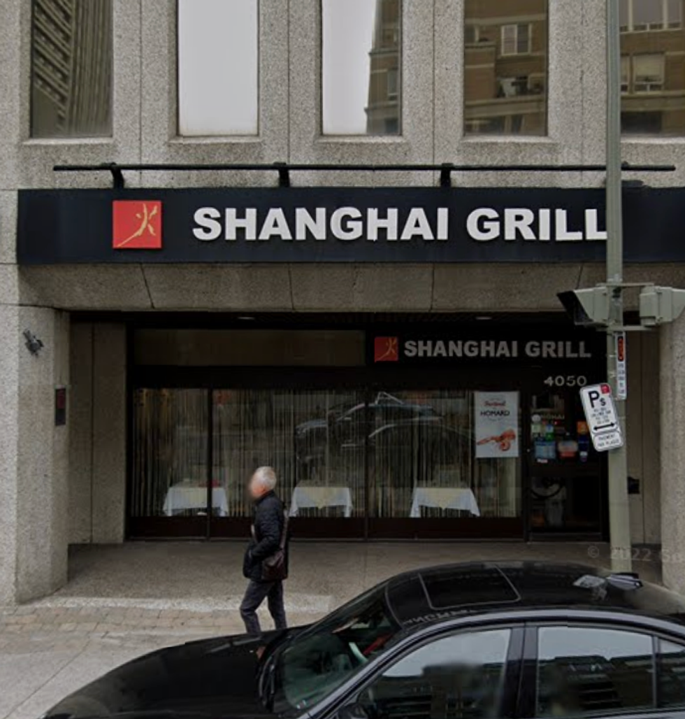 Devanture du restaurant Grillade de Shanghai \u00e0 Westmount.