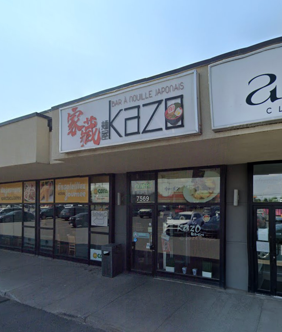 Devanture du restaurant Kazo Ramen \u00e0 Montr\u00e9al.