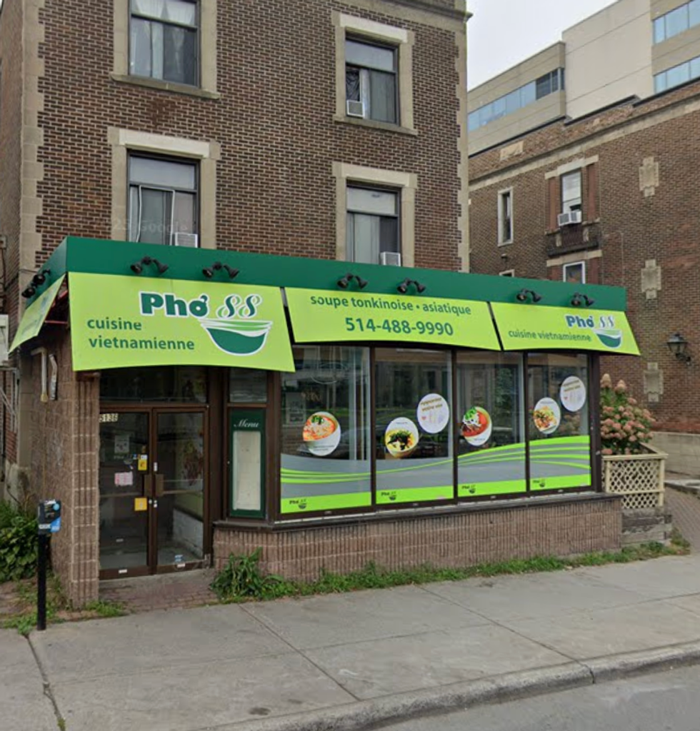 Devanture du restaurant Pho 88 \u00e0 Montr\u00e9al.