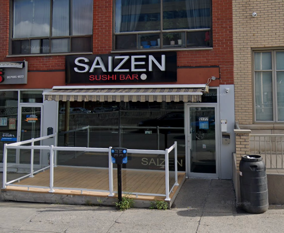 Devanture du Saizen Sushi Bar, \u00e0 Montr\u00e9al.