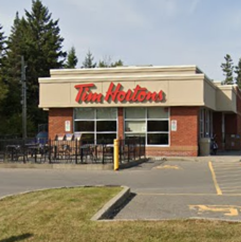 Devanture du Tim hortons.