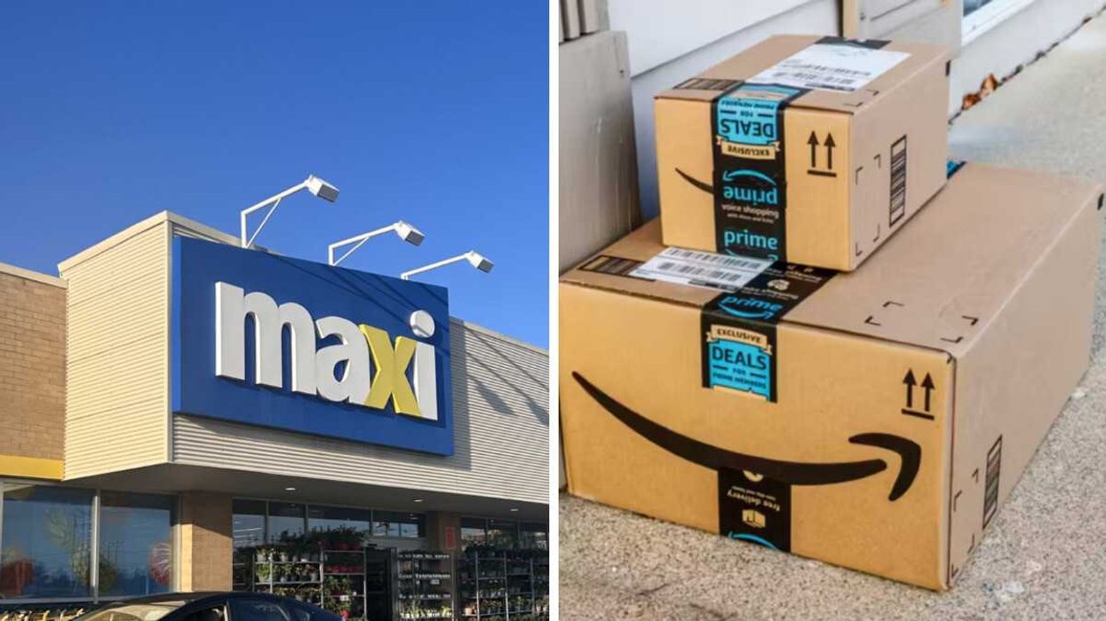Enseigne du Maxi. Droite : Boîtes Amazon.