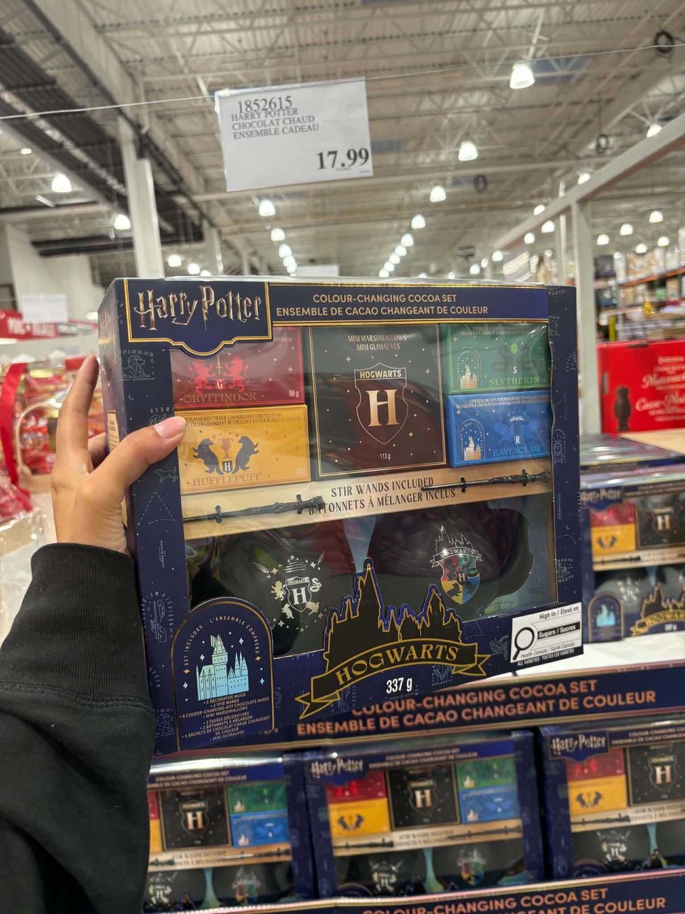 Ensemble de cacao Harry Potter avec tasses vendu chez Costco.