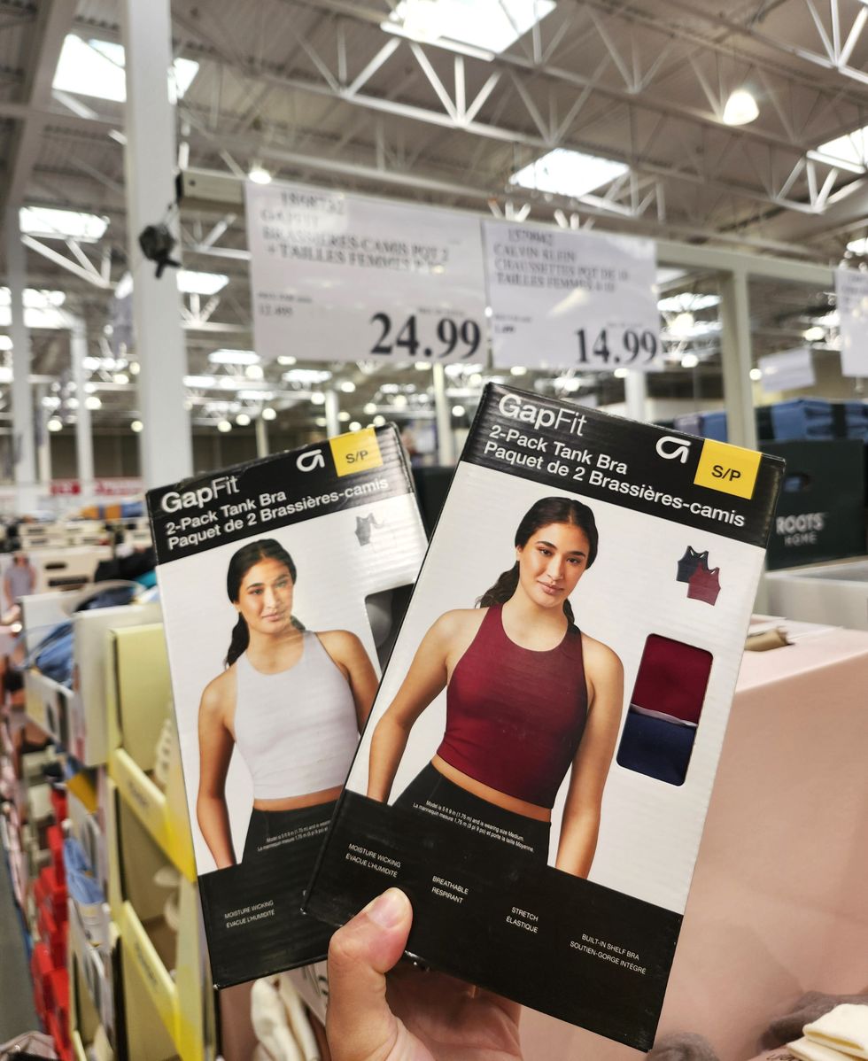 Ensemble de deux hauts sport de la marque GapFit.