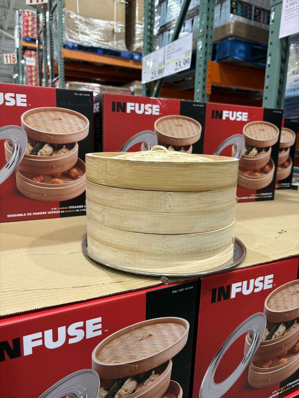 Ensemble de paniers vapeur en bambou Infuse avec couvercle au Costco.