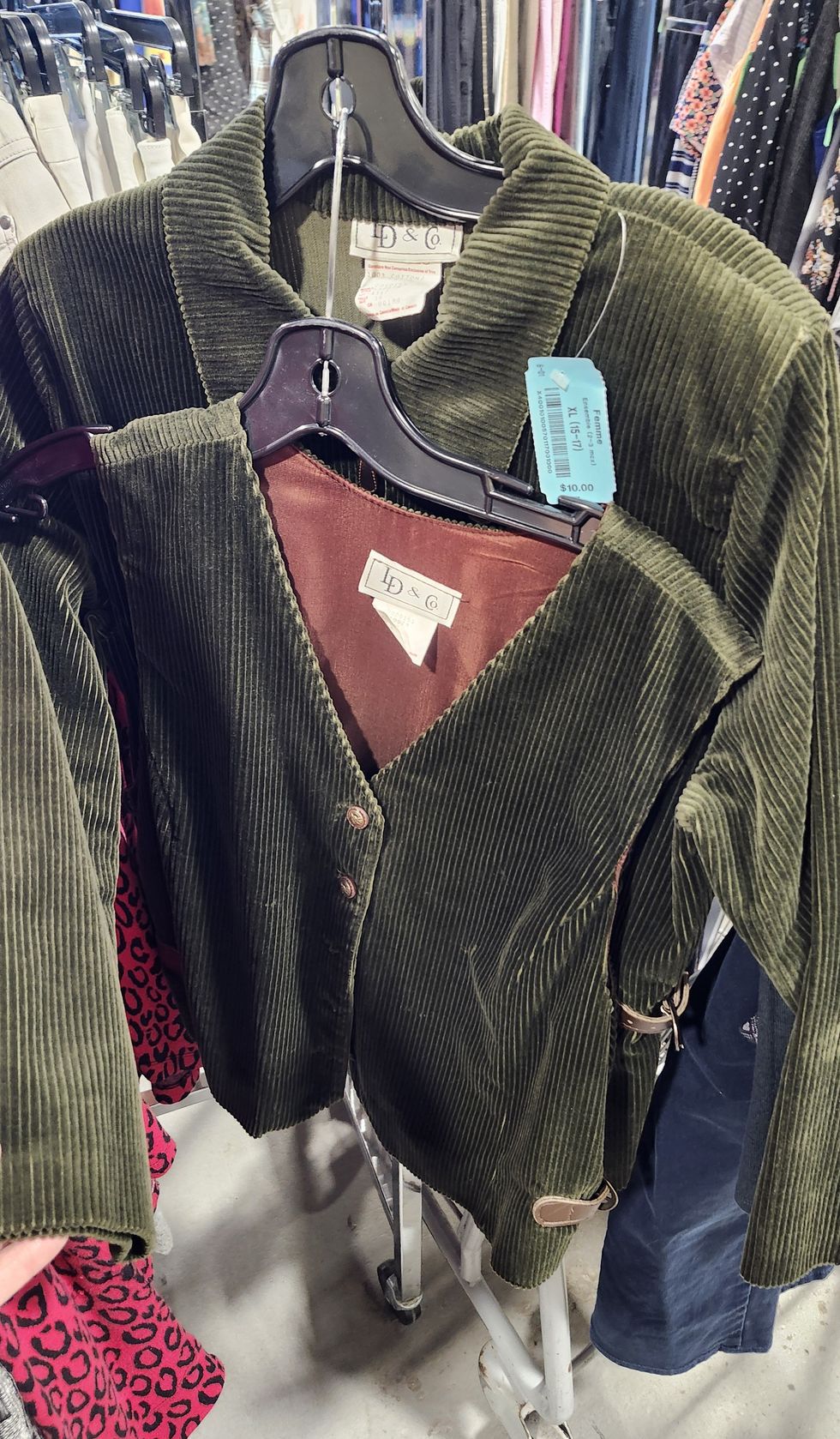 Ensemble veston et gilet de tailleur.