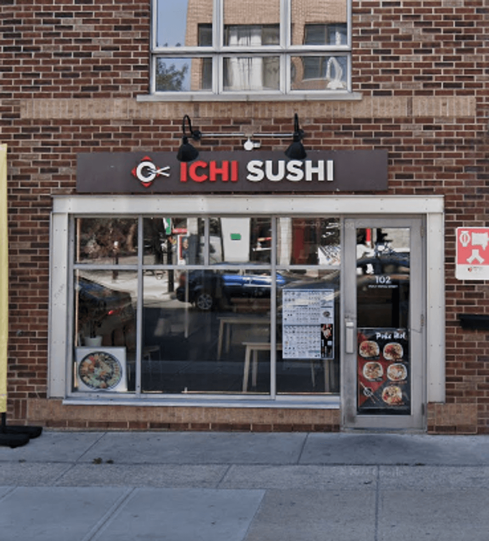 Fa\u00e7ade du restaurant Ichi Sushi \u00e0 Montr\u00e9al.