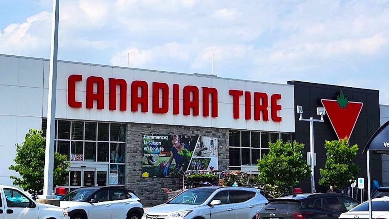 Façade d'un Canadian Tire.