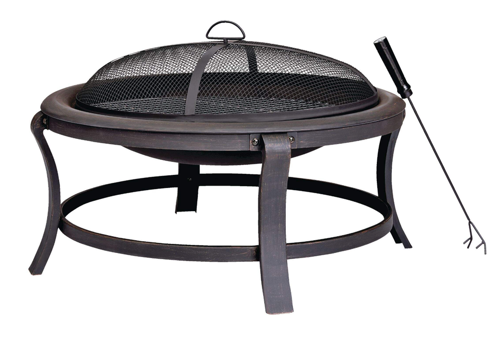 Foyer ext\u00e9rieur en acier noir.