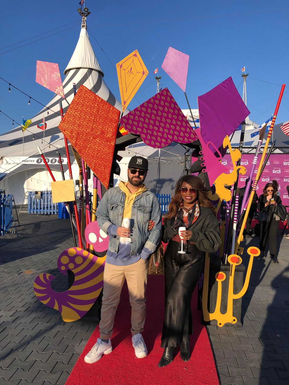 Fran\u00e7ois Olivier et Anne-Lovely \u00c9tienne.