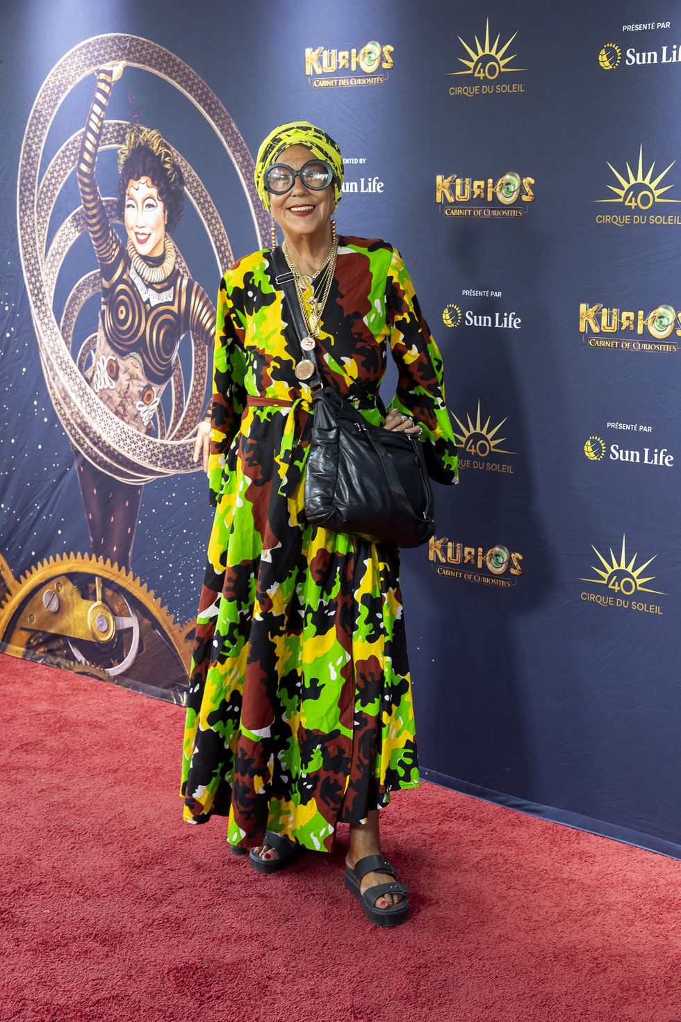 Francine Grimaldi sur le tapis rouge de Kurios du Cirque du Soleil.