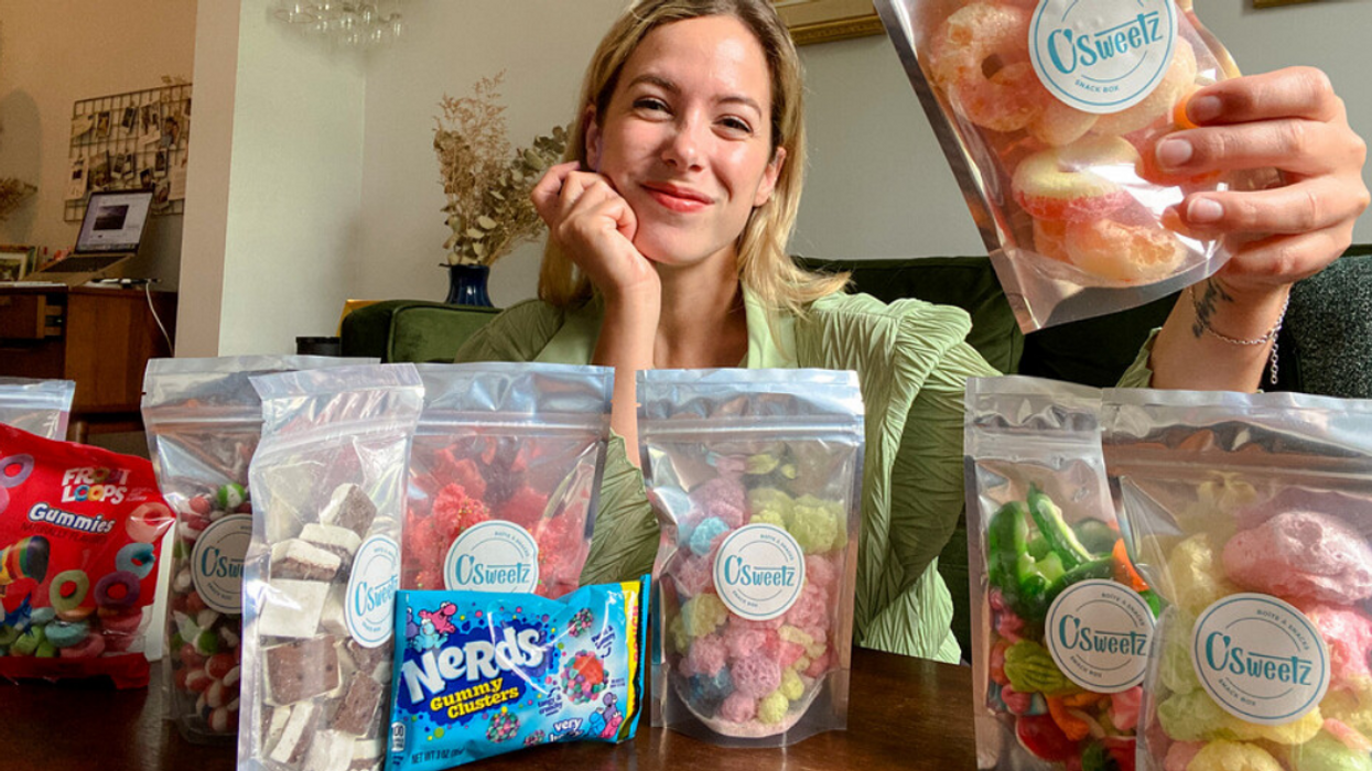 Françoise et des bonbons.